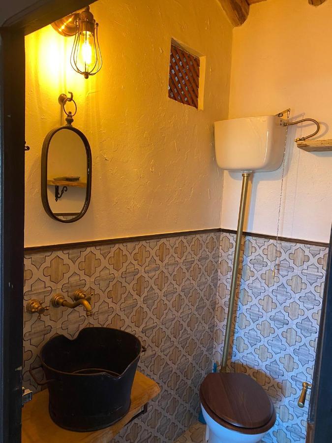 El Escondite de Martina, Ático Romántico Setenil De Las Bodegas Exterior foto