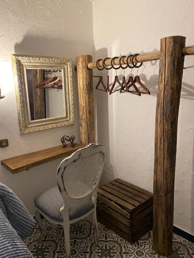 El Escondite de Martina, Ático Romántico Setenil De Las Bodegas Exterior foto